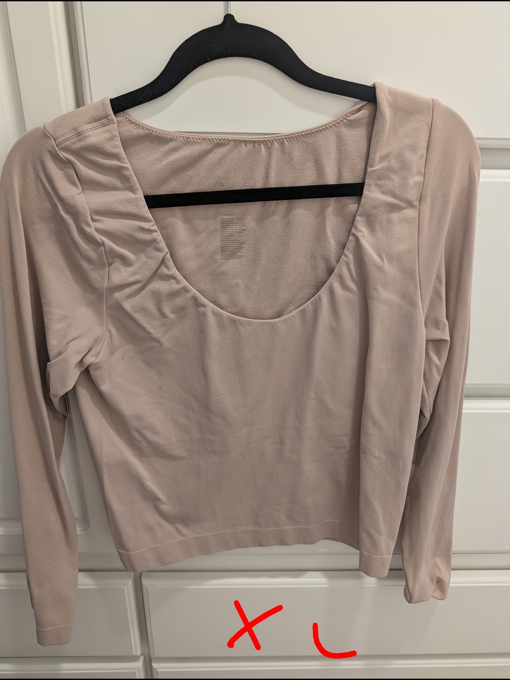 Long Sleeve Scoop Neck Women's Top - Light Blush